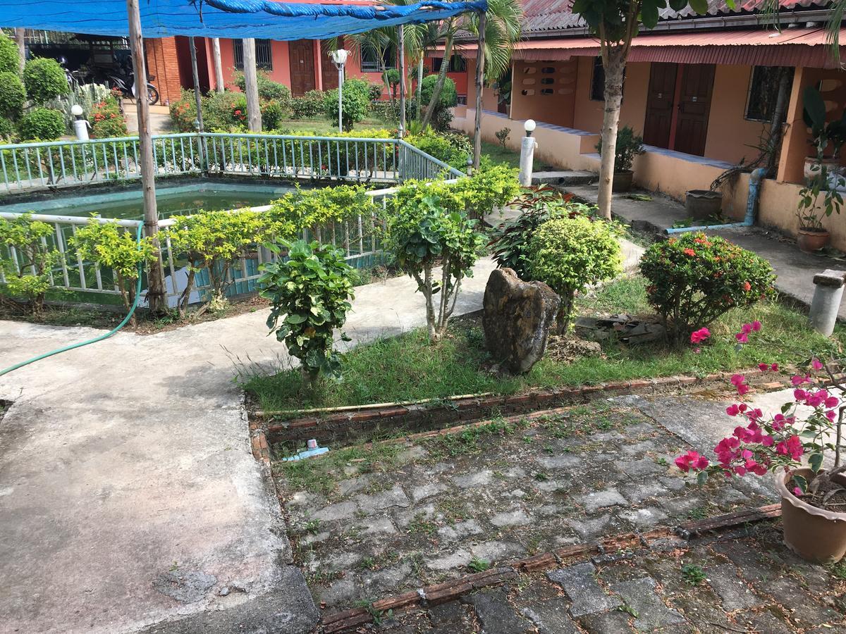 Sunshine Guesthouse Mae Sot Exterior foto